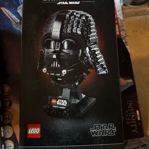 LEGO Star Wars Darth Vader Bust - Black